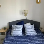 Bel Spacieux ,convivial De 3 Avec Parking Privé Sécure *