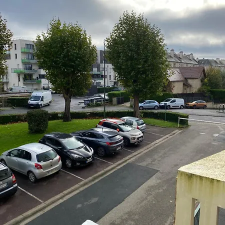 Bel Spacieux ,convivial De 3 Avec Parking Privé Sécure *