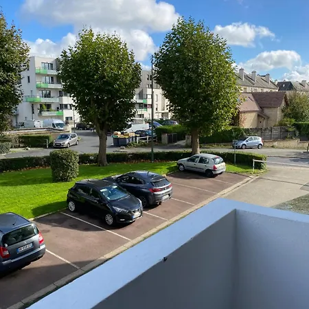 Bel Spacieux ,convivial De 3 Avec Parking Privé Sécure *
