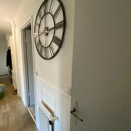 Bel Spacieux ,convivial De 3 Avec Parking Prive Secure Apartment Caen