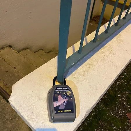 Bel Spacieux ,convivial De 3 Avec Parking Privé Sécure