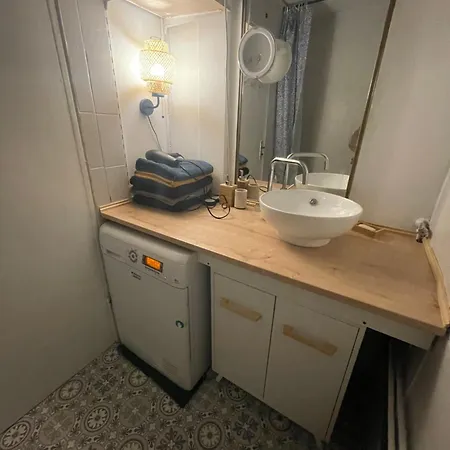 Апартаменты Bel Spacieux ,convivial De 3 Avec Parking Prive Secure Кан