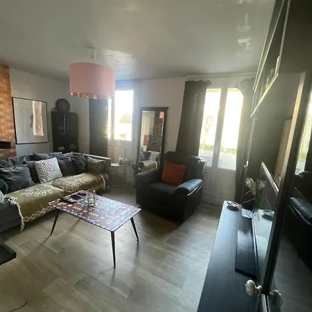 Bel Spacieux ,convivial De 3 Avec Parking Prive Secure * Caen