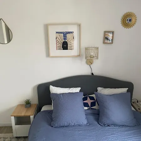 Bel Spacieux ,convivial De 3 Avec Parking Privé Sécure *