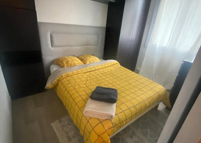 アパート Bel Spacieux ,convivial De 3 Avec Parking Prive Secure