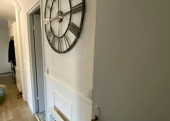 Bel Spacieux ,convivial De 3 Avec Parking Prive Secure Διαμέρισμα Καν