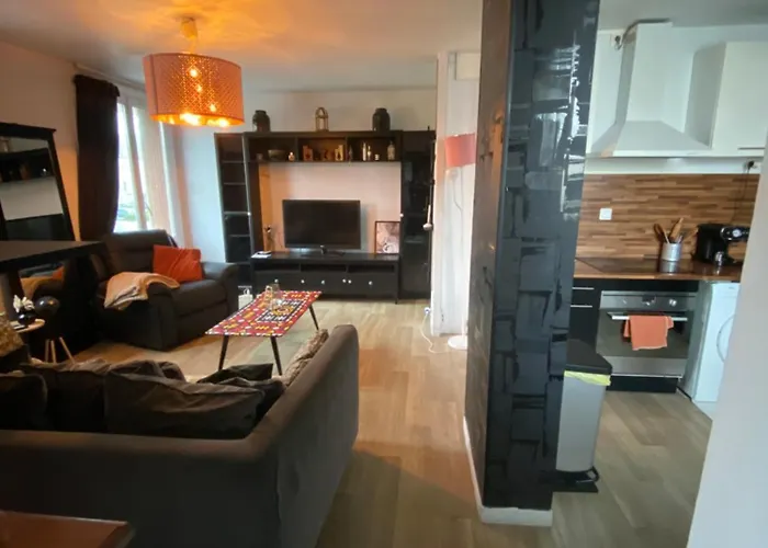 Appartement Bel Spacieux ,convivial De 3 Avec Parking Privé Sécure Caen
