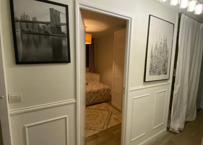 アパート Bel Spacieux ,convivial De 3 Avec Parking Prive Secure