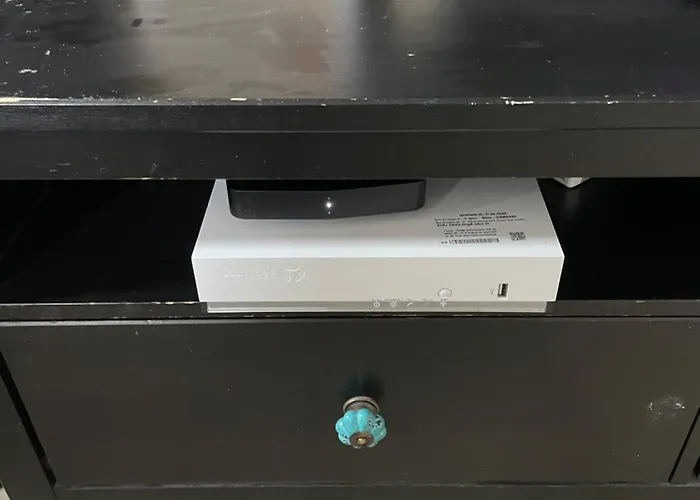 Bel Spacieux ,convivial De 3 Avec Parking Privé Sécure Appartement *