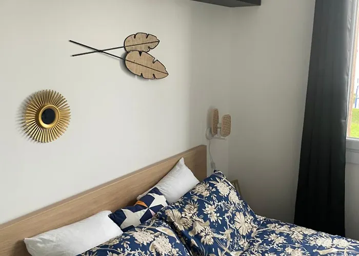 Bel Spacieux ,convivial De 3 Avec Parking Prive Secure Καν